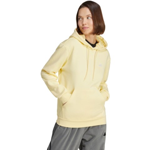 Bluza damska adidas Essentials Small Logo Feel Cozy żółta IY1650 Bluza damska adidas Essentials Small Logo Feel Cozy żółta IY1650