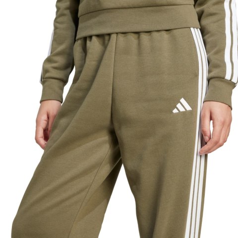 Spodnie damskie adidas Essentials 3-Stripes Fleece Loose-Fit oliwkowe JX7698