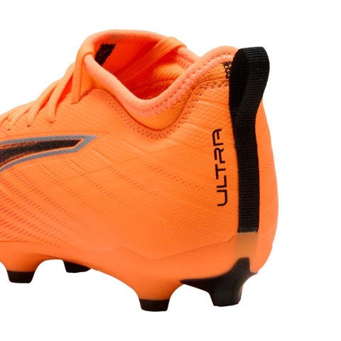 Buty piłkarskie dla dzieci Puma Ultra 6 Match FG/AG Heat Fire pomarańczowe 108515 03