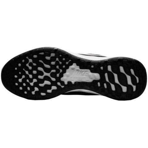 Buty męskie Nike Revolution 6 NN czarno-białe DC3728 003