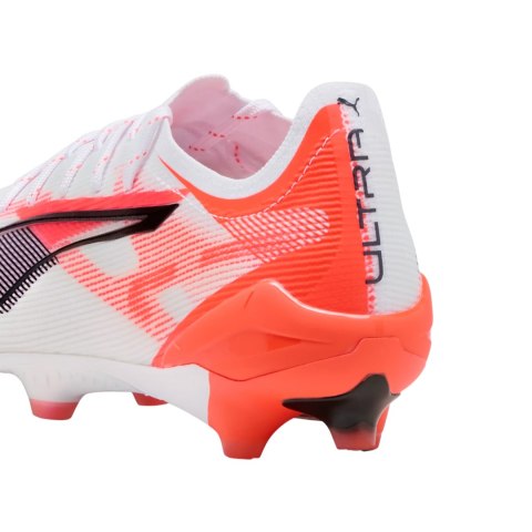 Buty piłkarskie Puma Ultra 5 Ultimate FG 108159 01