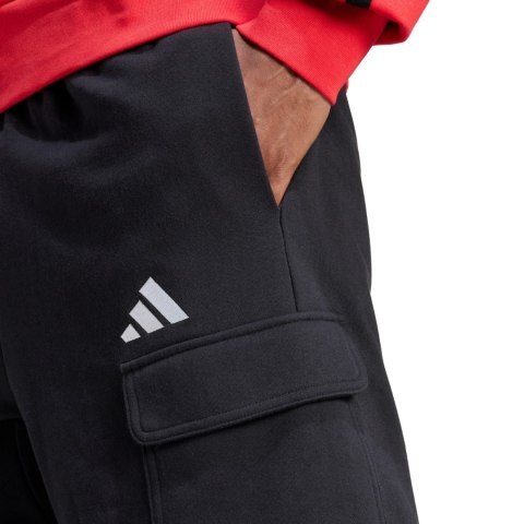 Spodenki męskie adidas Essentials Feel Cozy French Terry Cargo czarne JE6291