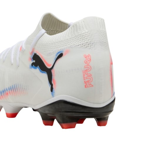 Buty piłkarskie Puma Future 8 Match FG/AG 108593 01