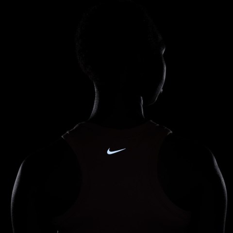 Koszulka damska Nike Dri-Fit One Fitted Crop beżowa FN2806 233