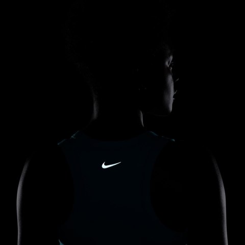 Koszulka damska Nike Dri-Fit One Fitted Crop turkusowa FN2806 345