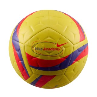 Piłka nożna Nike Academy Team 25 żółta HV4387 710