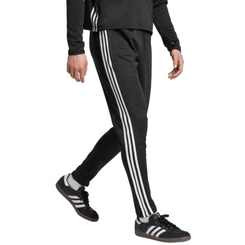 Spodnie męskie adidas Tiro 25 Essentials Winterized czarne JN9470