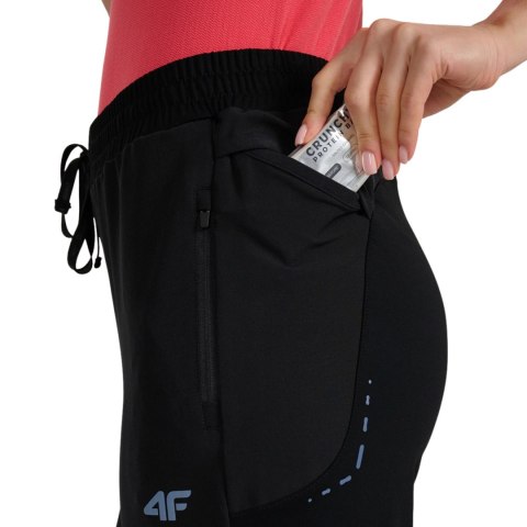 Spodnie damskie 4F FNK F0931 głęboka czerń 4FWAW25TFTRF0931 20S