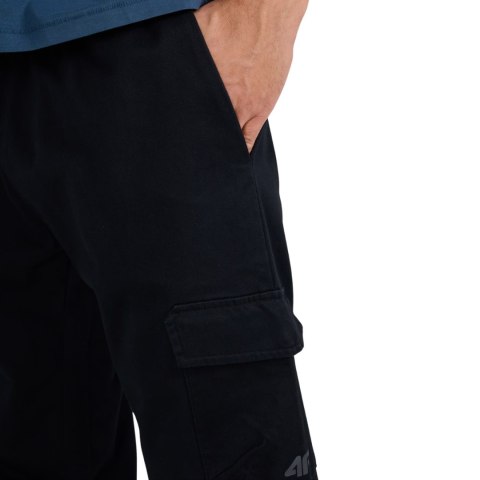 Spodnie męskie 4F CAS M1210 głęboka czerń 4FWAW25TTROM1210 20S
