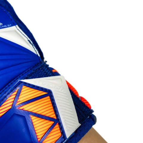 Rękawice bramkarskie Reusch Attrakt Solid Junior niebieskie 5672515 4126