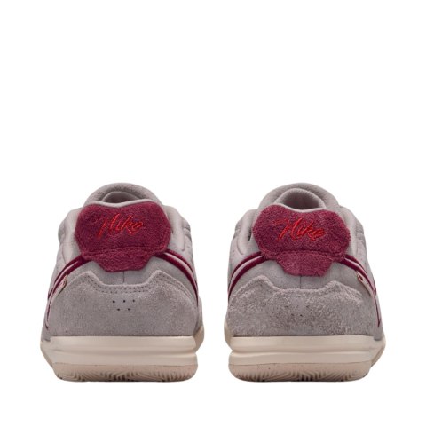 Buty piłkarskie dla dzieci Nike Tiempo Streetgato beżowe IO9608 216