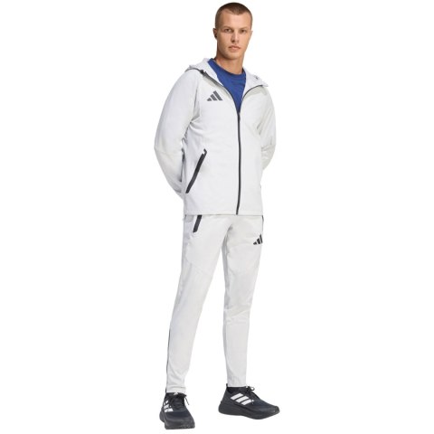 Spodnie męskie adidas Tiro 26 Travel Woven jasnoszare KE8363
