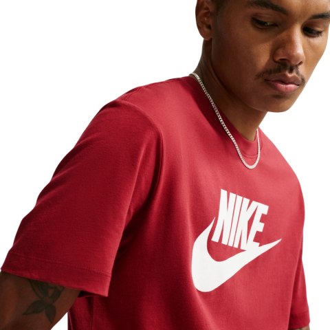 Koszulka męska Nike Tee Icon Futura czerwona AR5004 613