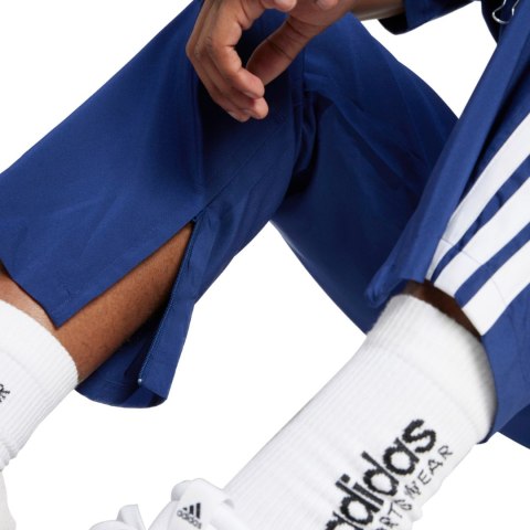 Spodnie męskie adidas Essentials 3-Stripes Stanford Open Hem niebieskie JE6400