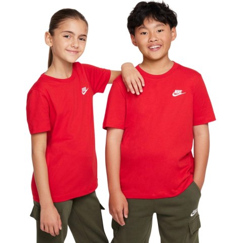 Koszulka dla dzieci Nike Sportswear czerwona FZ5177 657