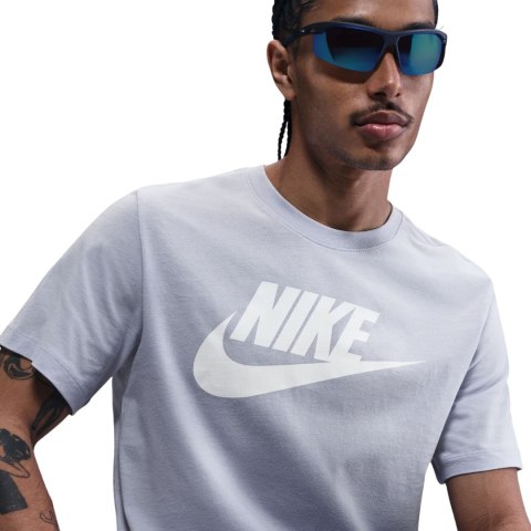 Koszulka męska Nike Tee Icon Futura jasnoszara AR5004 057